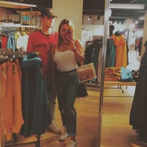 Meet your Posher, Julianna